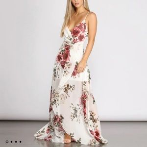 Windsor floral white high low dress size large